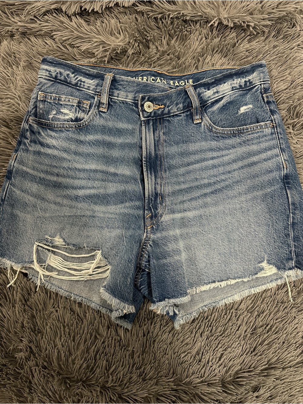 American Eagle Highest Rise 90s Boyfriend Shorts